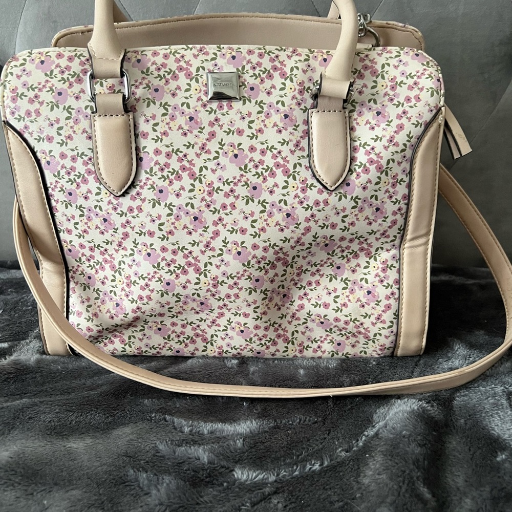 Nine West purse